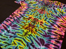 Load image into Gallery viewer, Large. Mandala tee. DISCOUNTED, SEE DESCRIPTION.
