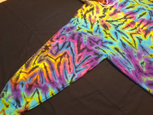Load image into Gallery viewer, Tagged 3XL, runs small. 2XL best fit. Scrunch hoodie.