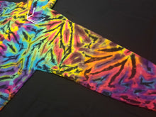 Load image into Gallery viewer, Tagged 3XL, runs small. 2XL best fit. Scrunch hoodie.