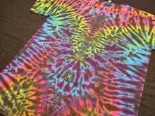 Load image into Gallery viewer, Large. Mandala tee.
