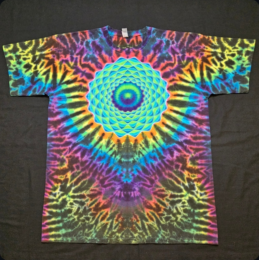 XL. Mandala tee.