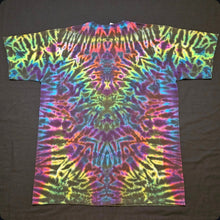 Load image into Gallery viewer, XL. Mandala tee.
