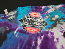 Load image into Gallery viewer, XL. Alien/ufo combo tee.
