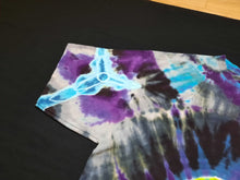 Load image into Gallery viewer, XL. Alien/ufo combo tee.
