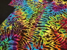 Load image into Gallery viewer, XL. Scrunch tee.
