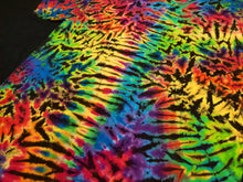 Load image into Gallery viewer, 2XL. Scrunch tee.
