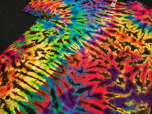Load image into Gallery viewer, Large. Scrunch tee.
