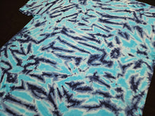 Load image into Gallery viewer, 2XL. Scrunch tee.
