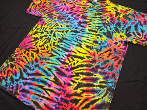 XL. Custom Scrunch tee.