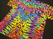 Load image into Gallery viewer, 2XL. Mandala combo tee.
