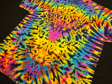 Load image into Gallery viewer, 2XL. Psychedelic scrunch tee.
