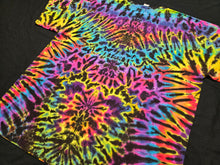 Load image into Gallery viewer, 2XL. Diamond gradient tee.
