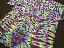 Load image into Gallery viewer, XL. Mandala tee.
