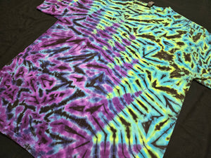 XL. Scrunch combo tee.