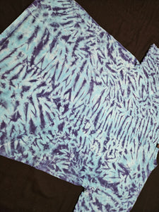 XL. Scrunch tee.
