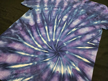 Load image into Gallery viewer, XL. Ice dye spiral tee.
