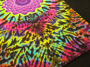 XL. Mandala tee.