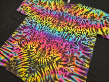 Load image into Gallery viewer, 2XL. Psychedelic scrunch tee.
