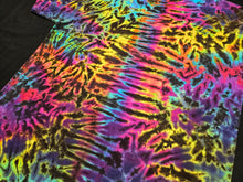 Load image into Gallery viewer, XL. Scrunch tee.
