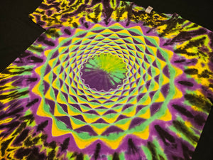 XL. Mandala tee.