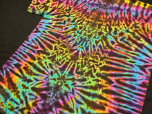 Load image into Gallery viewer, XL. Mandala tee.
