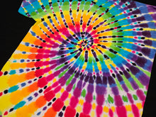 Load image into Gallery viewer, XL. Spiral tee.
