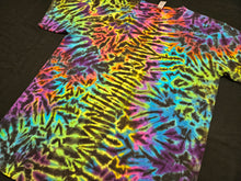 Load image into Gallery viewer, Large. Scrunch tee.

