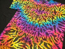 Load image into Gallery viewer, Large. Dropper tee.
