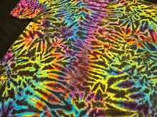 Load image into Gallery viewer, 2XL. Scrunch tee.
