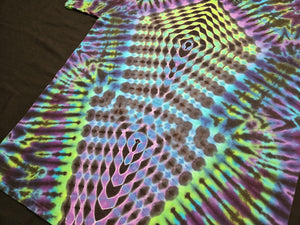 XL. Diamond tee.