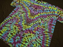 Load image into Gallery viewer, 2XL. Mandala tee.
