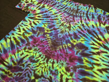 Load image into Gallery viewer, XL. Mandala tee.
