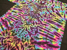 Load image into Gallery viewer, XL. Mandala tee.
