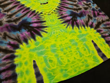Load image into Gallery viewer, 2XL. Alien/ufo tee.
