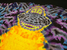 Load image into Gallery viewer, 2XL. Alien/ufo tee.
