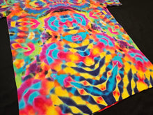 Load image into Gallery viewer, Medium. Mandala psychedelia tee.
