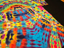 Load image into Gallery viewer, 2XL. Mandala psychedelia tee.
