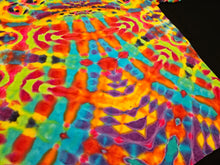 Load image into Gallery viewer, XL. Mandala psychedelia tee.
