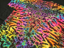 Load image into Gallery viewer, XL. Mandala tee.
