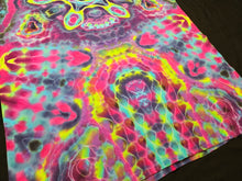 Load image into Gallery viewer, XL. Mandala psychedelia tee.
