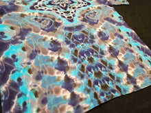 Load image into Gallery viewer, Large. Mandala psychedelia tee.
