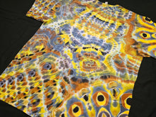 Load image into Gallery viewer, 2XL. Mandala abstraction tee.
