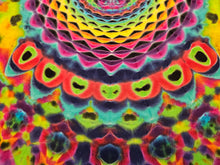 Load image into Gallery viewer, Large. Mandala psychedelia tee.
