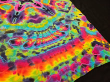 Load image into Gallery viewer, Large. Mandala psychedelia tee.
