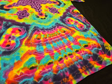 Load image into Gallery viewer, Large. Mandala psychedelia tee.
