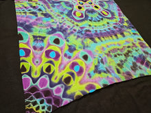 Load image into Gallery viewer, Large. Mandala abstraction tee.
