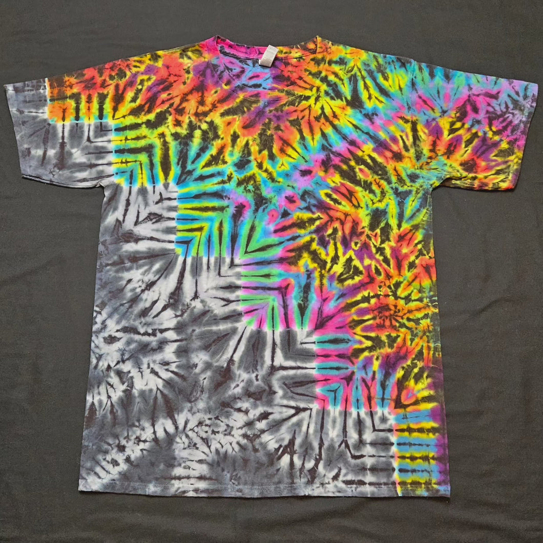 Large. Scrunch variant tee.