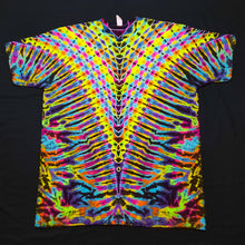 Load image into Gallery viewer, Large. Psychedelic V tee.
