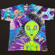Load image into Gallery viewer, XL. Alien/ufo combo tee.
