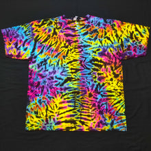 Load image into Gallery viewer, 2XL. Scrunch tee.
